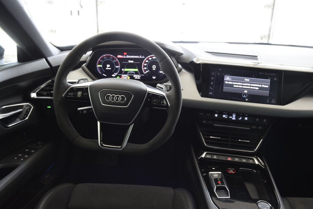 2022 Audi e-tron GT PREMIUM PACK+AWD+CUIR+TOIT in Laval, Quebec - 23 - w1024h768px