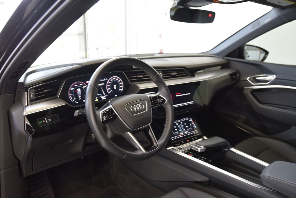 2021 Audi E-tron Sportback TECHNIK+SPORTBACK+BLACK PACK in Laval, Quebec - 16 - w1024h768px