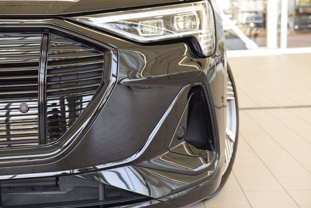 2021 Audi E-tron Sportback TECHNIK+SPORTBACK+BLACK PACK in Laval, Quebec - 5 - w1024h768px