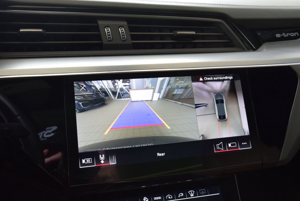 Audi E-tron Sportback TECHNIK+DRIVER ASSIST+LUXURY 2021 à Laval, Québec - 24 - w1024h768px
