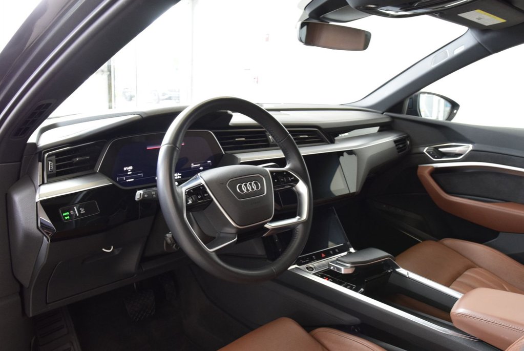 Audi E-tron Sportback TECHNIK+DRIVER ASSIST+LUXURY 2021 à Laval, Québec - 15 - w1024h768px