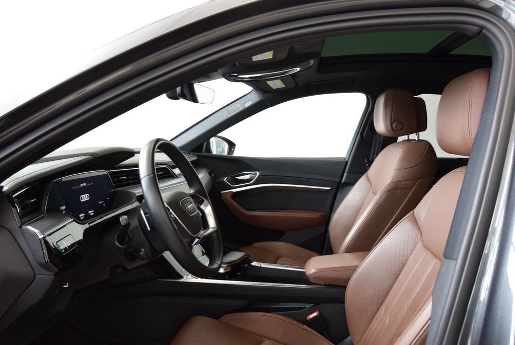 Audi E-tron Sportback TECHNIK+DRIVER ASSIST+LUXURY 2021 à Laval, Québec - 8 - w1024h768px