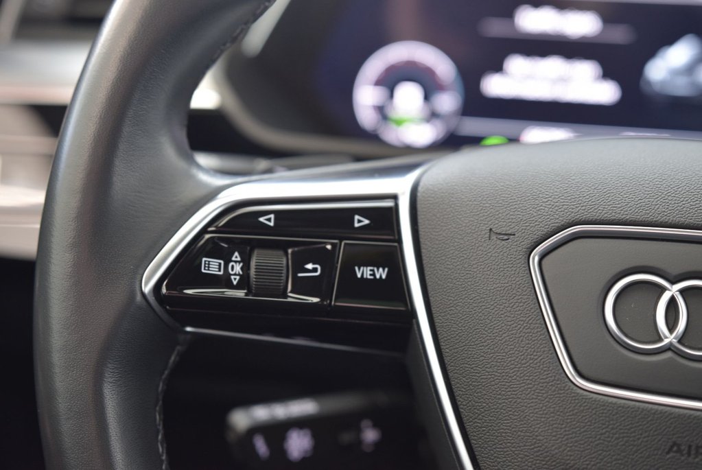 Audi e-tron Sportback TECHNIK+BLACK PACKAGE+LED 2022 à Laval, Québec - 27 - w1024h768px