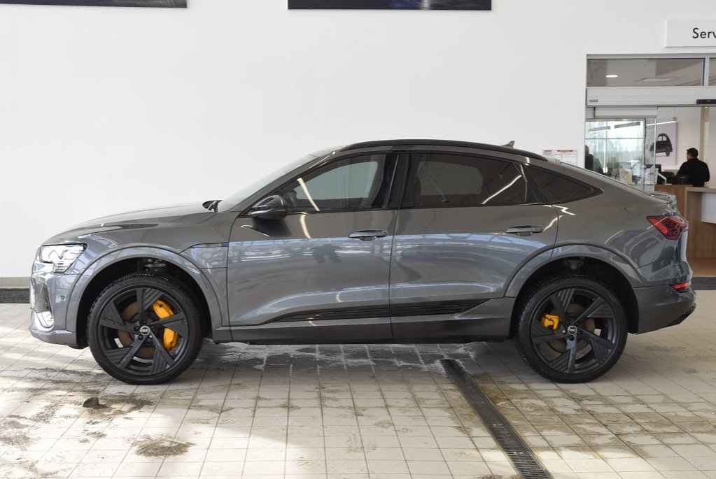 Audi e-tron Sportback TECHNIK+BLACK PACKAGE+LED 2022 à Laval, Québec - 7 - w1024h768px
