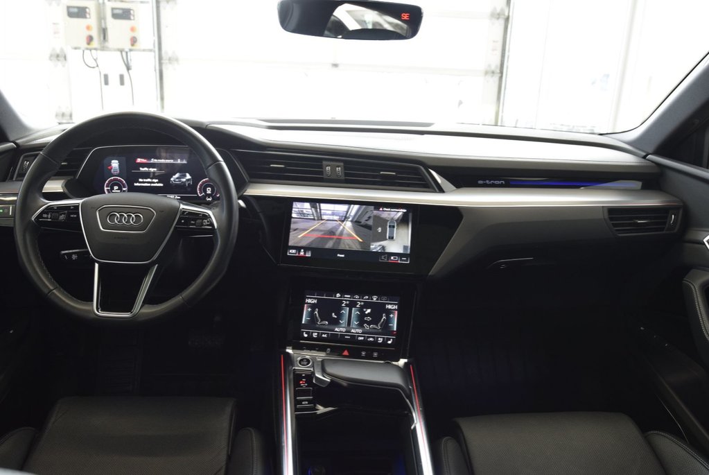 Audi e-tron Sportback TECHNIK+BLACK PACKAGE+LED 2022 à Laval, Québec - 24 - w1024h768px