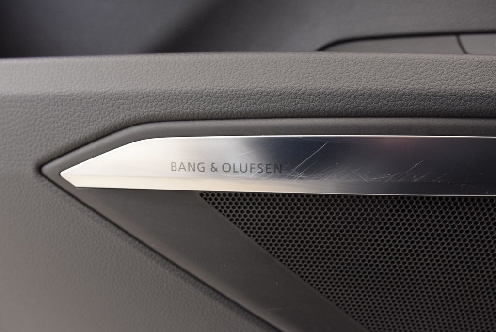 Audi e-tron Sportback TECHNIK+BLACK PACKAGE+LED 2022 à Laval, Québec - 26 - w1024h768px