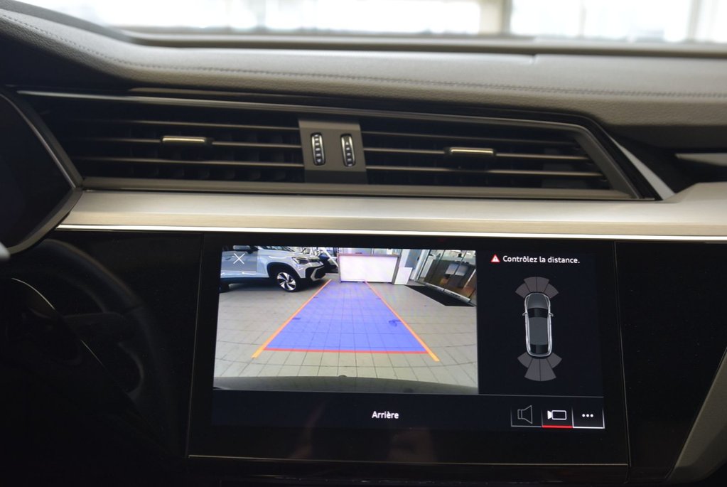 2022 Audi e-tron Sportback PROGRESSIV+BLACK PACKAGE in Laval, Quebec - 27 - w1024h768px