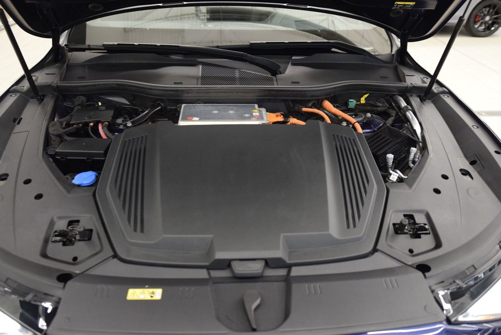 2022 Audi e-tron Sportback TECHNIK+BLACK PACKAGE+AWD in Laval, Quebec - 29 - w1024h768px