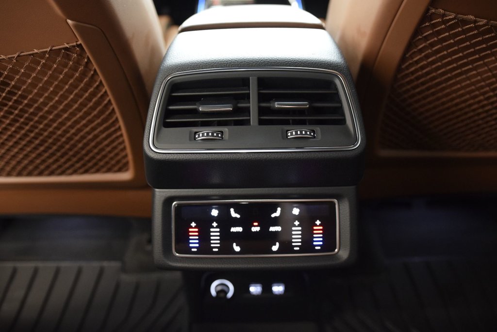 Audi E-TRON TECHNIK+LUXURY PACKAGE+ 2019 à Laval, Québec - 23 - w1024h768px