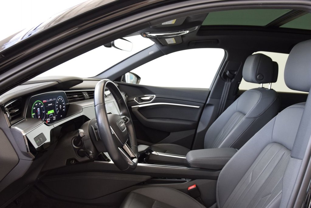 Audi E-TRON PROGRESSIV+CONVENIENCE 2022 à Laval, Québec - 19 - w1024h768px