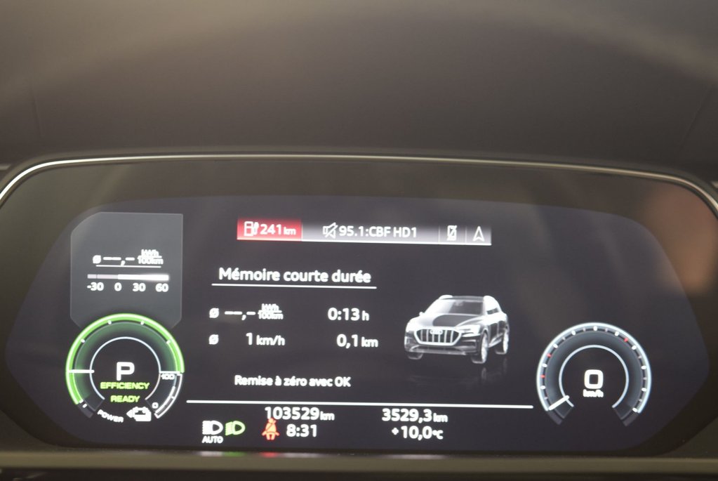 Audi e-tron PROGRESSIV+BLACK PACKAGE 2022 à Laval, Québec - 27 - w1024h768px