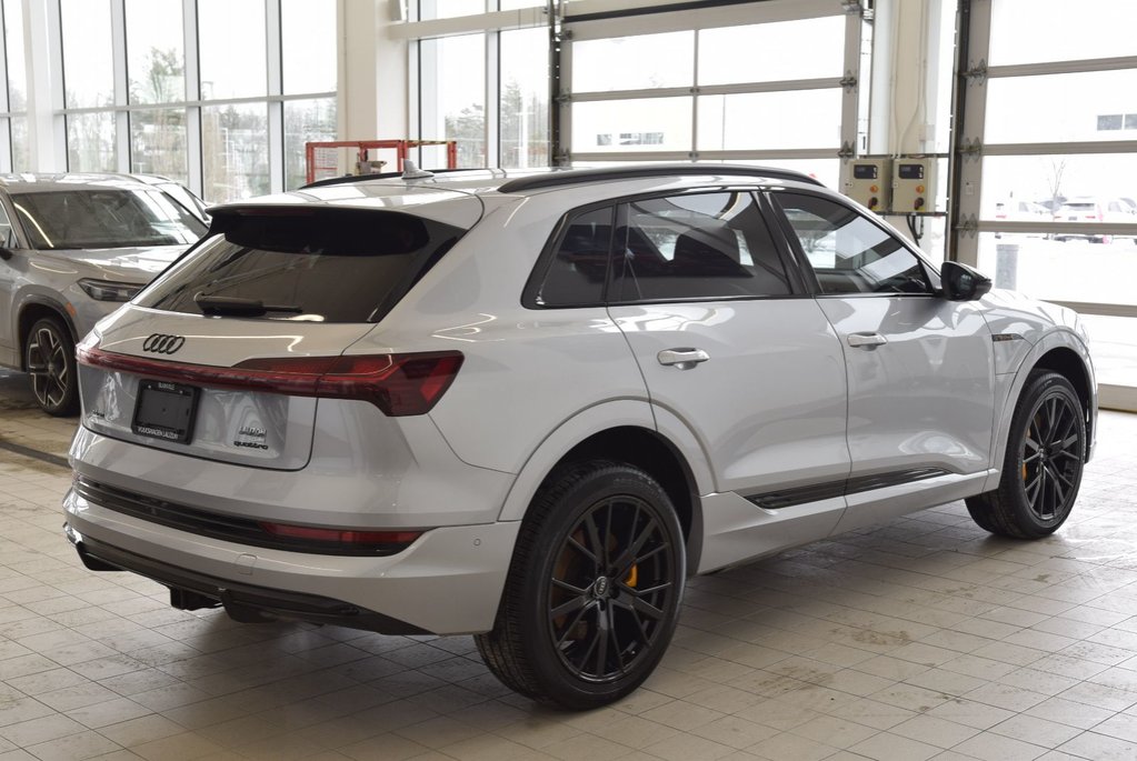 2022 Audi e-tron TECHNIK+BLACK OPTIK+AWD in Laval, Quebec - 12 - w1024h768px