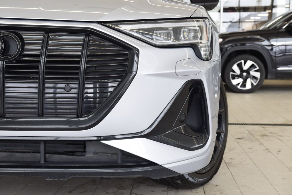 2022 Audi e-tron TECHNIK+BLACK OPTIK+AWD in Laval, Quebec - 3 - w1024h768px