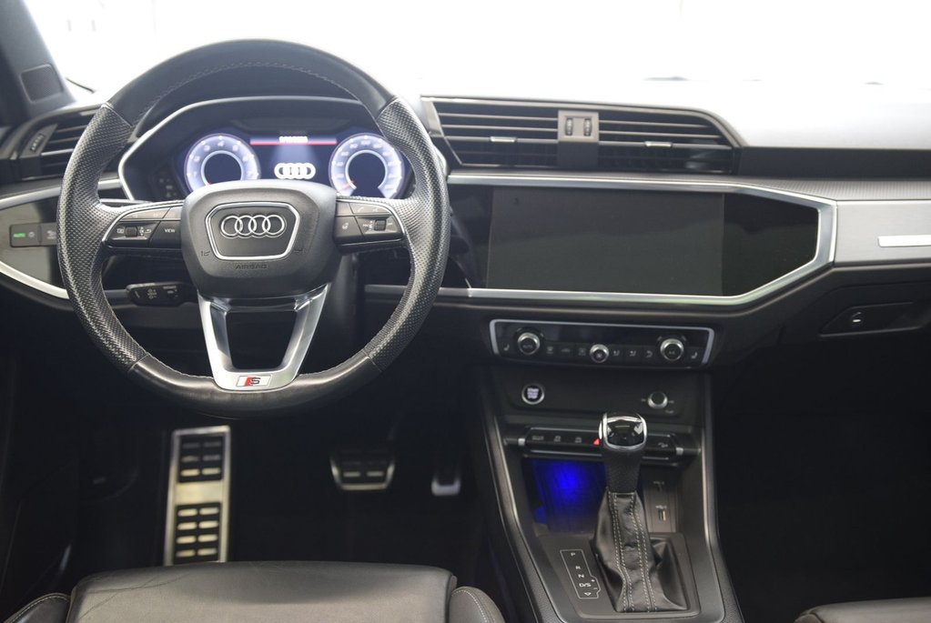 Audi Q3 TECHNIK+BLACK OPTIK+SPORT PACK 2021 à Laval, Québec - 18 - w1024h768px