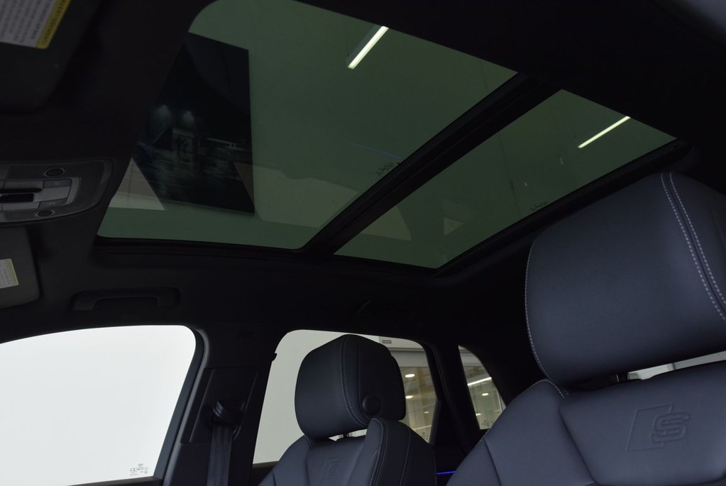 Audi Q3 TECHNIK+BLACK OPTIK+SPORT PACK 2021 à Laval, Québec - 7 - w1024h768px
