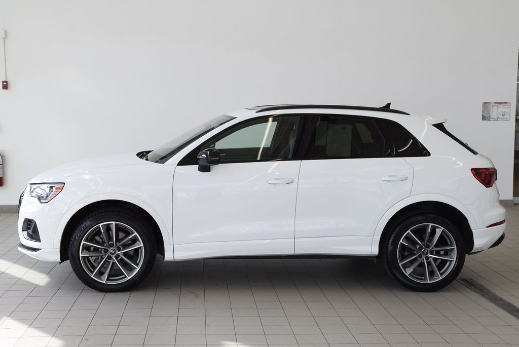 2022  Q3 KOMFORT+AWD+VORSPRUNG PACKAGE+TOIT PANO+CUIR in Laval, Quebec - 3 - w1024h768px