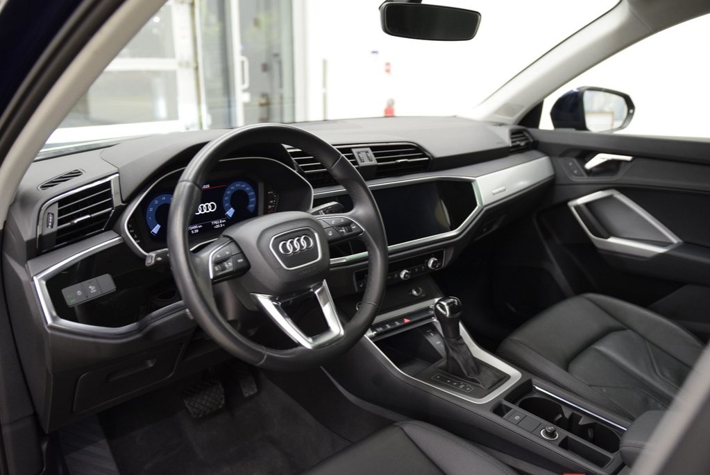 2022 Audi Q3 45+228 HP+AWD+CUIR+TOIT+ in Laval, Quebec - 9 - w1024h768px