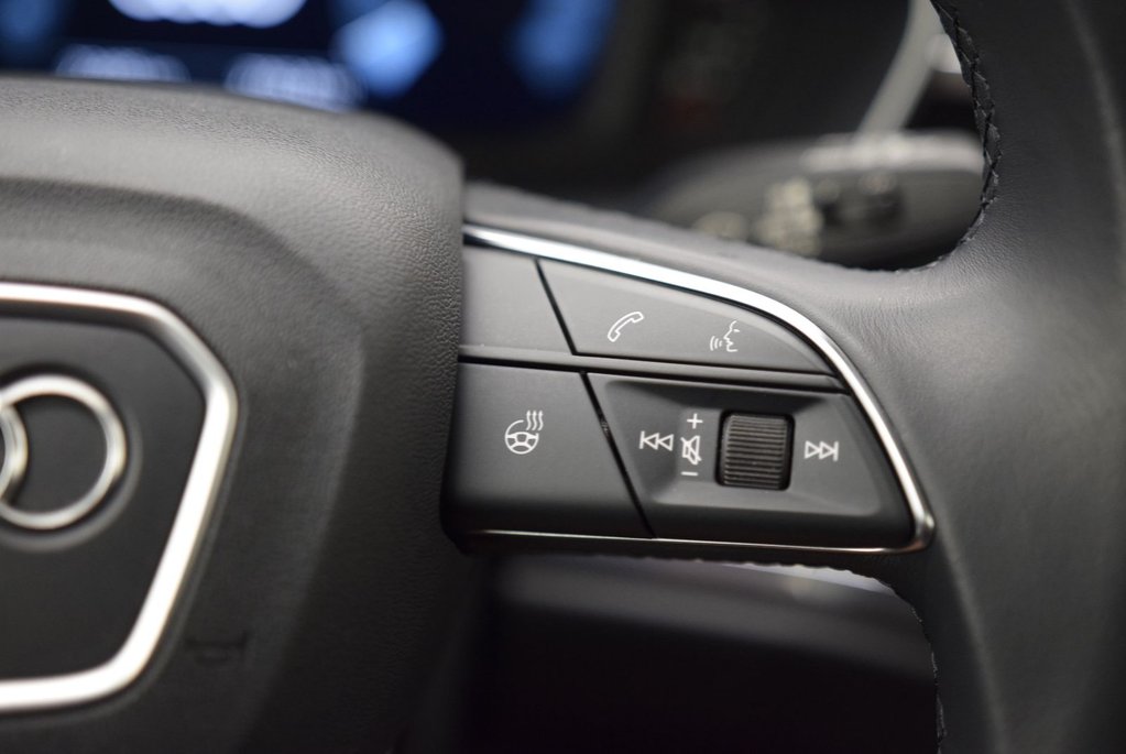 2022 Audi Q3 45+228 HP+AWD+CUIR+TOIT+ in Laval, Quebec - 23 - w1024h768px
