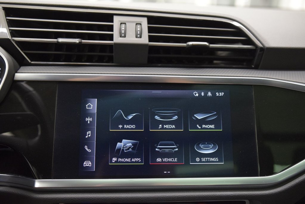 2022 Audi Q3 45+228 HP+AWD+CUIR+TOIT+ in Laval, Quebec - 25 - w1024h768px