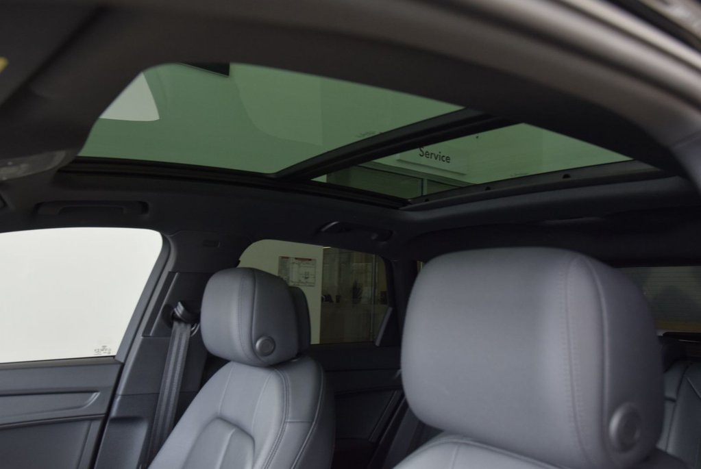 2022 Audi Q3 45+VORSPRUNG+AWD+CUIR+ in Laval, Quebec - 8 - w1024h768px