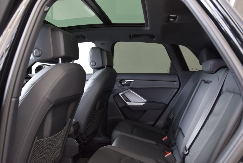 2022 Audi Q3 45+VORSPRUNG+AWD+CUIR+ in Laval, Quebec - 20 - w1024h768px