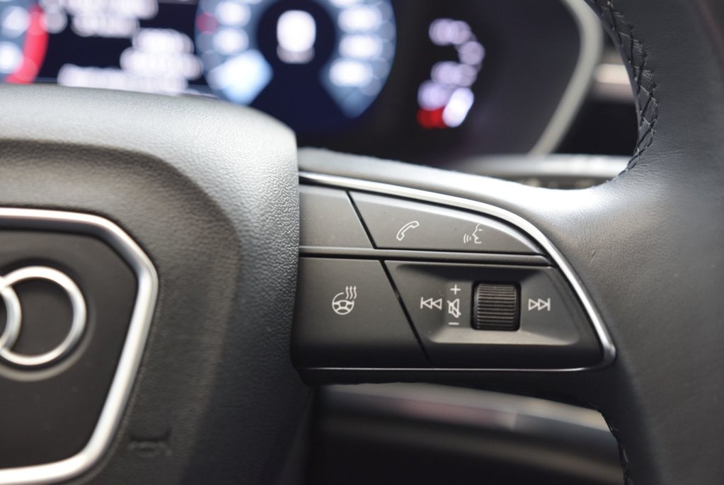 2022 Audi Q3 45+VORSPRUNG+AWD+CUIR+ in Laval, Quebec - 24 - w1024h768px