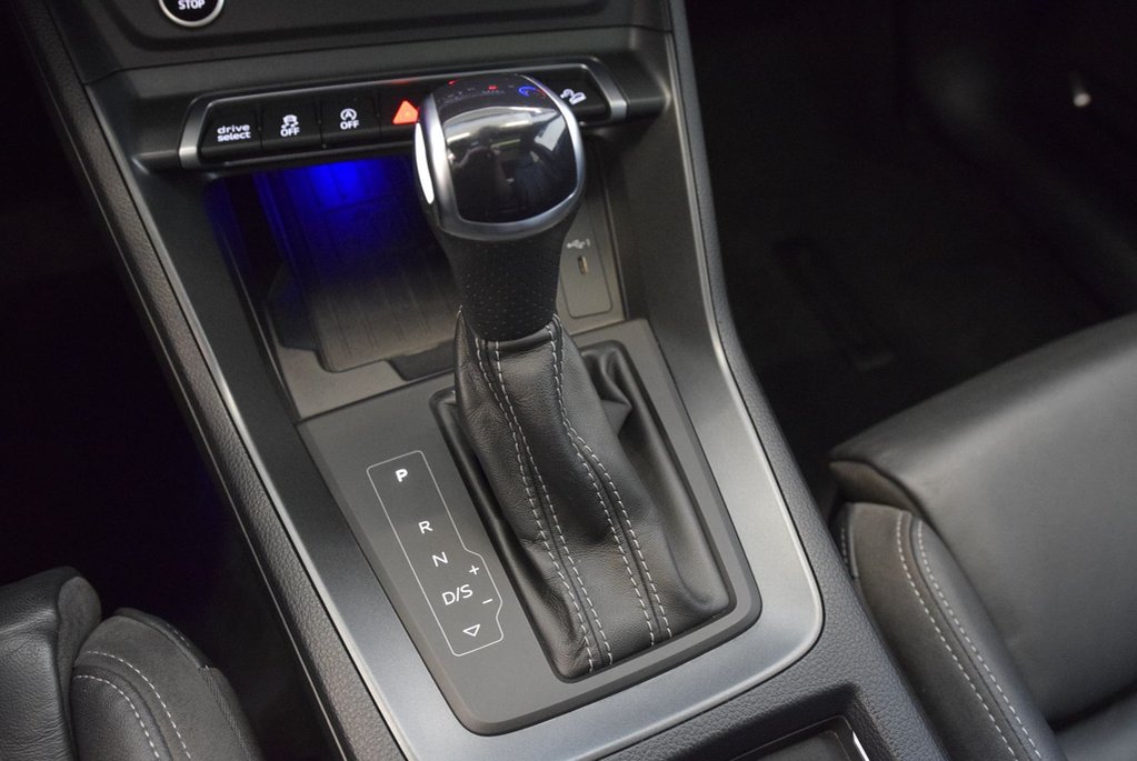 Audi Q3 TECHNIK+BLACK OPTIK+LED+ 2023 à Laval, Québec - 13 - w1024h768px