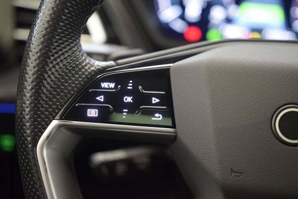 2022 Audi Q4 e-tron Sportback TECHNIK+TECH PACH+20 POUCES in Laval, Quebec - 27 - w1024h768px