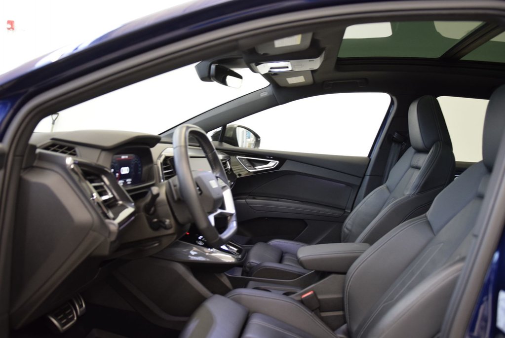 2022 Audi Q4 e-tron TECHNIK+BLACK OPTIK+LED in Laval, Quebec - 17 - w1024h768px