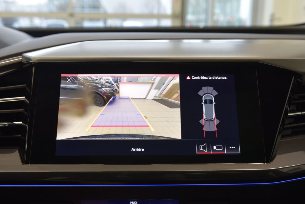 2022 Audi Q4 e-tron TECHNIK+BLACK OPTIK+LED in Laval, Quebec - 25 - w1024h768px