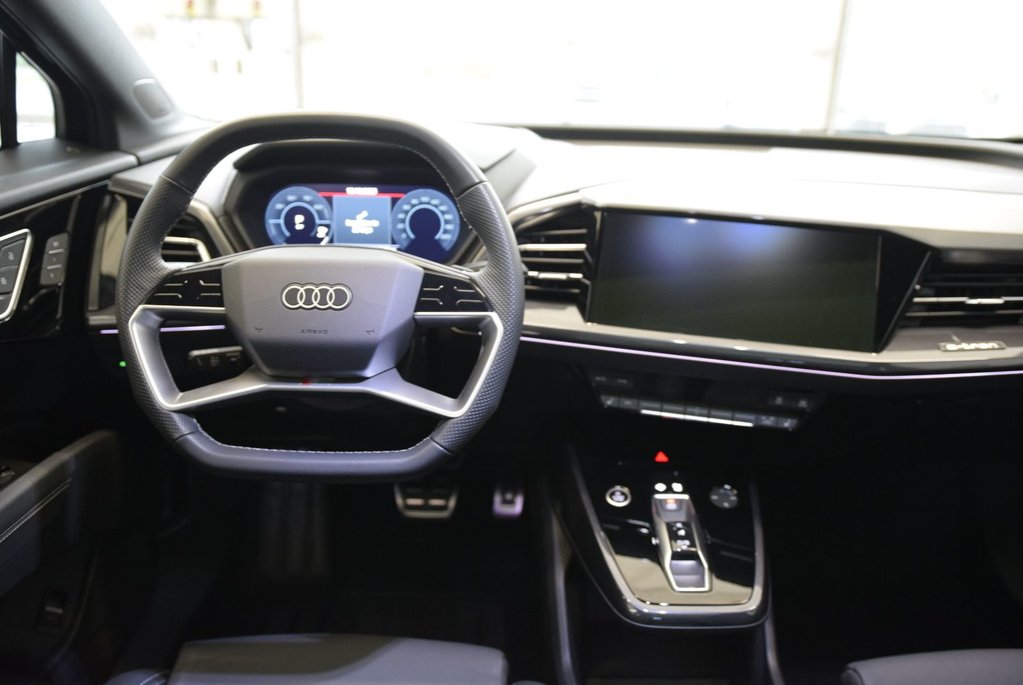 Audi Q4 e-tron TECHNIK+BLACK OPTIK+LED 2023 à Laval, Québec - 25 - w1024h768px