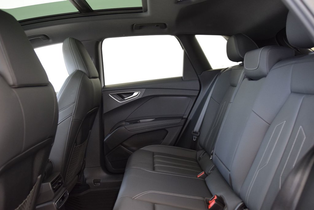 Audi Q4 e-tron 50+AWD+PREMIUM PACKAGE+ 2023 à Laval, Québec - 22 - w1024h768px