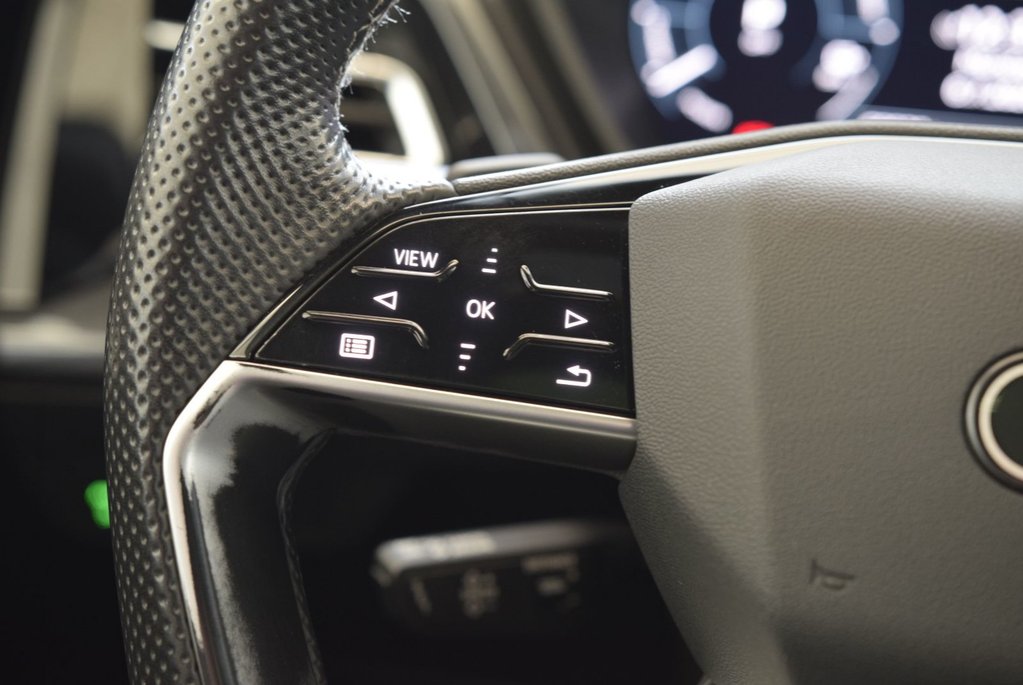 Audi Q4 e-tron TECHNIK+BLACK OPTIK+AWD 2023 à Laval, Québec - 21 - w1024h768px