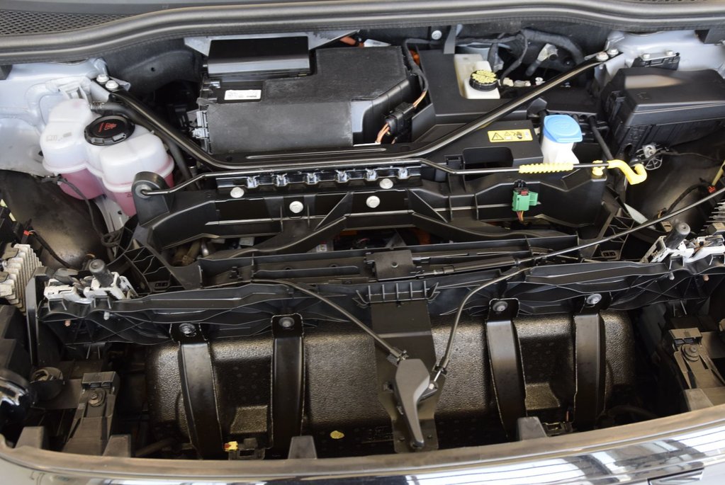 2023 Audi Q4 e-tron TECHNIK+BLACK OPTIK+LED in Laval, Quebec - 15 - w1024h768px