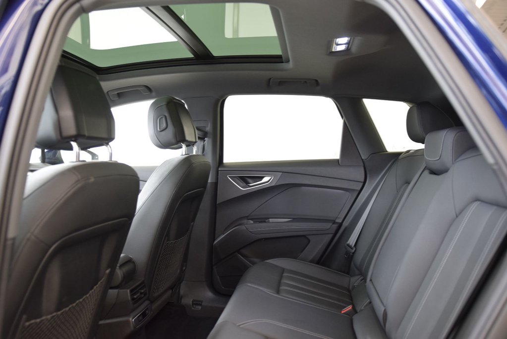 2024 Audi Q4 e-tron 50+CUIR+TOIT+LED+CAMERA+ in Laval, Quebec - 20 - w1024h768px
