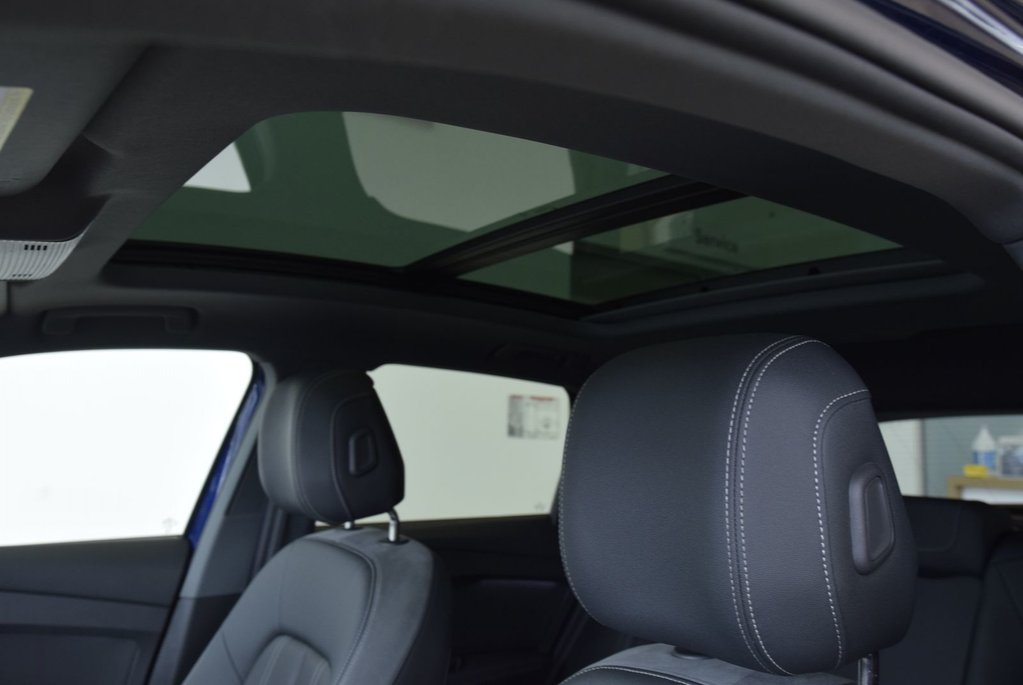 2024 Audi Q4 e-tron 50+CUIR+TOIT+LED+CAMERA+ in Laval, Quebec - 8 - w1024h768px