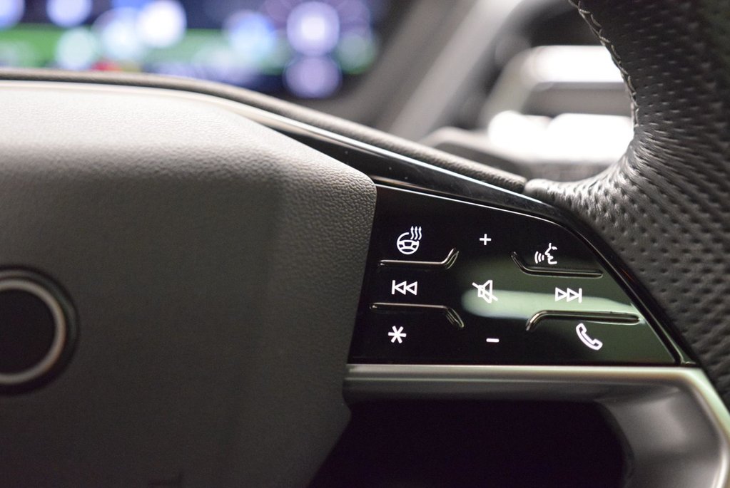2024 Audi Q4 e-tron PREMIUM PACK+AWD+LED+TOIT in Laval, Quebec - 19 - w1024h768px