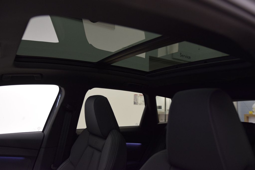 2025 Audi Q4 e-tron 55+PREMIUM+BLACK OPTIK+AWD in Laval, Quebec - 8 - w1024h768px