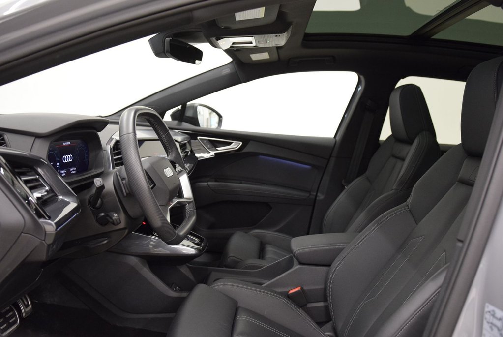 2025 Audi Q4 e-tron 55+PREMIUM+BLACK OPTIK+AWD in Laval, Quebec - 25 - w1024h768px