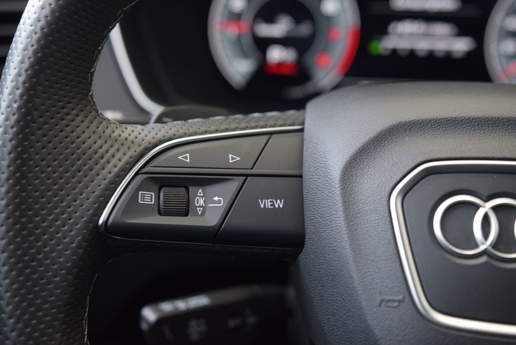 2023 Audi Q5 Sportback TECHNIK+BLACK PACKAGE+WOW in Laval, Quebec - 26 - w1024h768px