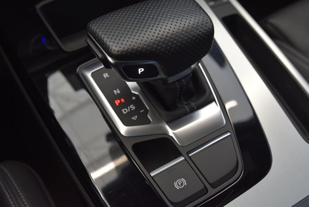 2023 Audi Q5 PROGRESSIV+BLACK PACKAGE+ in Laval, Quebec - 30 - w1024h768px