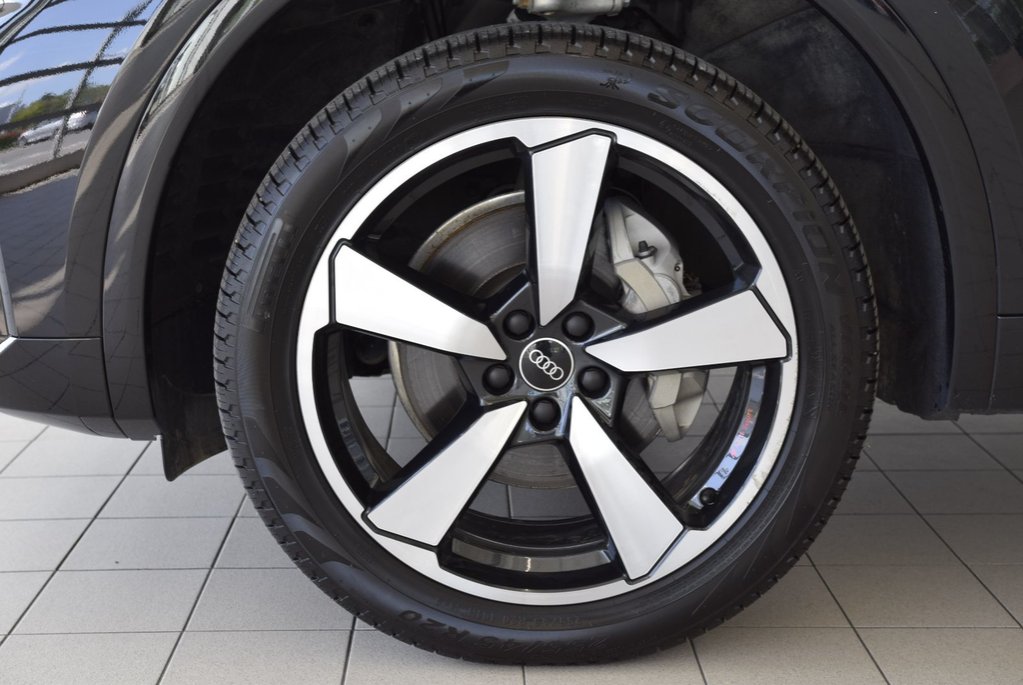 2024 Audi Q5 PROGRESSIV+BLACK PACKAGE in Laval, Quebec - 5 - w1024h768px