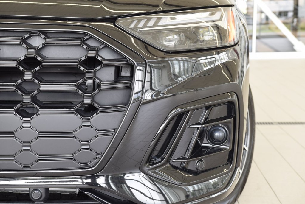 2024 Audi Q5 TECHNIK+BLACK COMPETITION+ in Laval, Quebec - 3 - w1024h768px