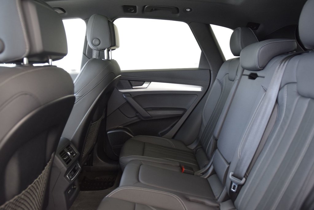 2024 Audi Q5 TECHNIK+BLACK COMPETITION in Laval, Quebec - 20 - w1024h768px