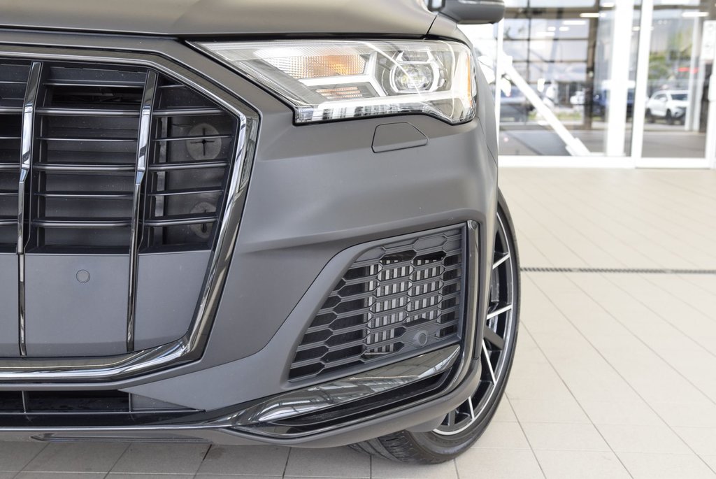 2022 Audi Q7 PROGRESSIV+WRAP NOIR MAT in Laval, Quebec - 3 - w1024h768px