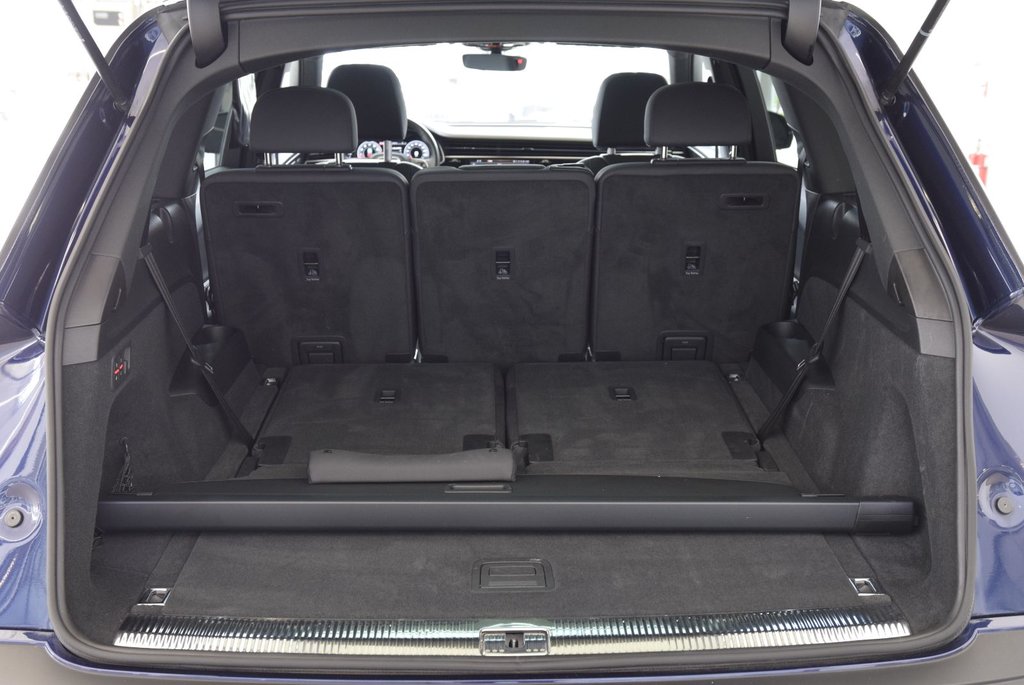 2022 Audi Q7 PROGRESSIV+WRAP NOIR MAT in Laval, Quebec - 19 - w1024h768px