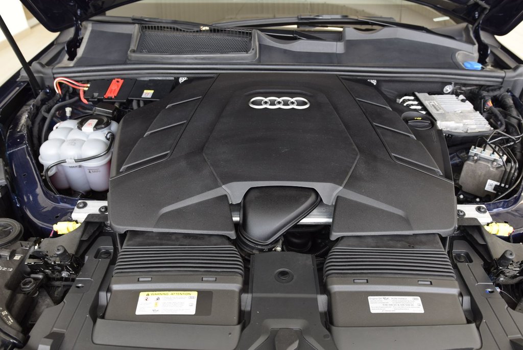 2022 Audi Q7 PROGRESSIV+WRAP NOIR MAT in Laval, Quebec - 16 - w1024h768px