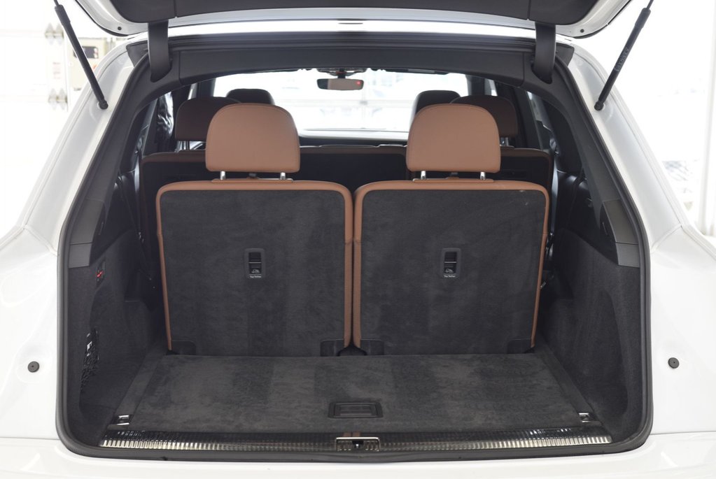 2022 Audi Q7 PROGRESSIV+BLACK OPTIK+ in Laval, Quebec - 22 - w1024h768px