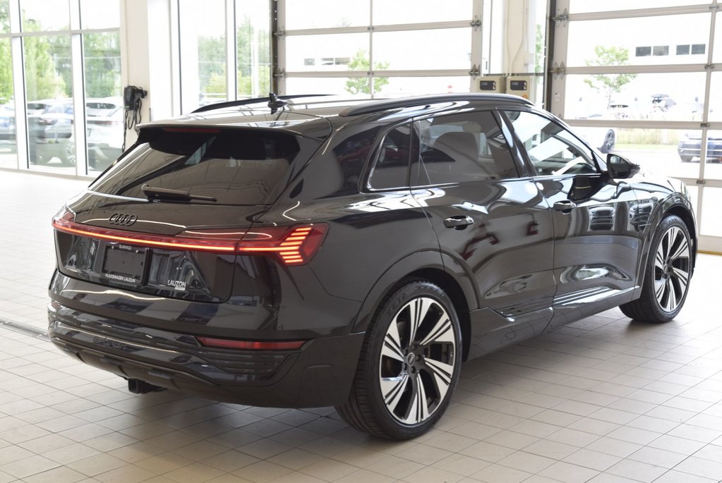 Audi Q8 e-tron BLACK COMPETITION+B&O+HITCH 2024 à Laval, Québec - 11 - w1024h768px