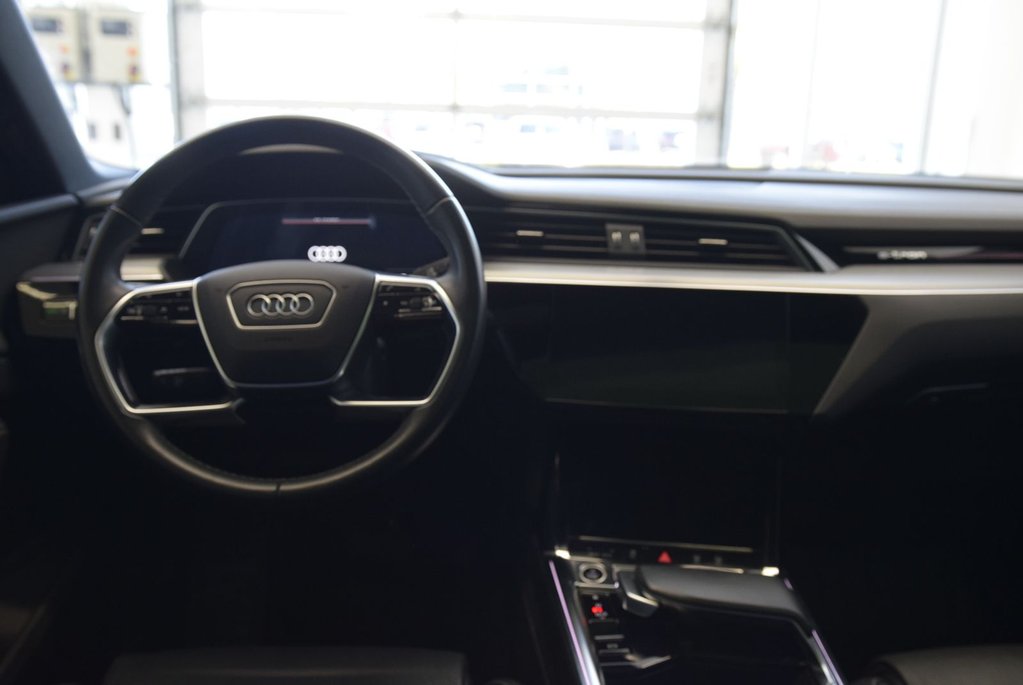 2024 Audi Q8 e-tron PREMIUM PACKAGE+BLACK COMPETITION in Laval, Quebec - 21 - w1024h768px